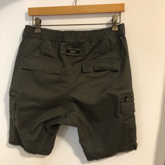 MEN’S NEW Zanerobe Size 32 Sureshot Cargo Shorts Black - Picture 2 of 7